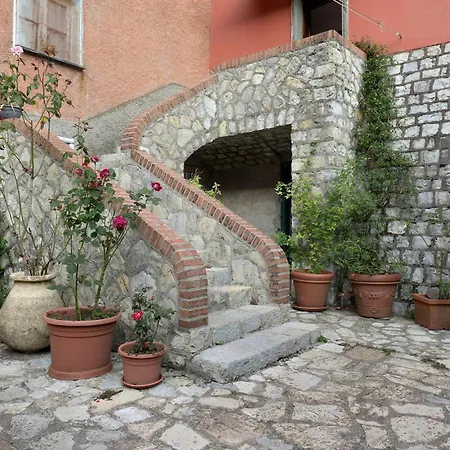 Monte Pu' Farm stay Castiglione Chiavarese