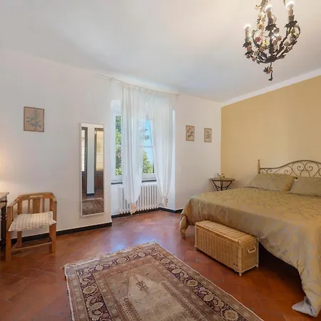 Alloggio per agriturismo Monte Pu' Castiglione Chiavarese