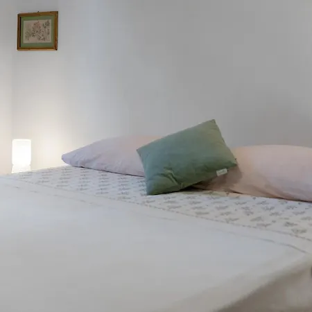Alloggio per agriturismo Monte Pu' Castiglione Chiavarese