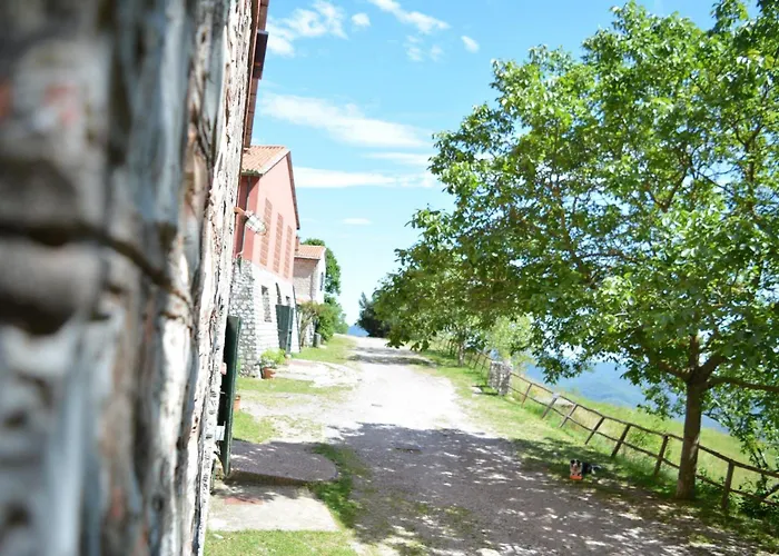 Feriegård Monte Pu' Castiglione Chiavarese